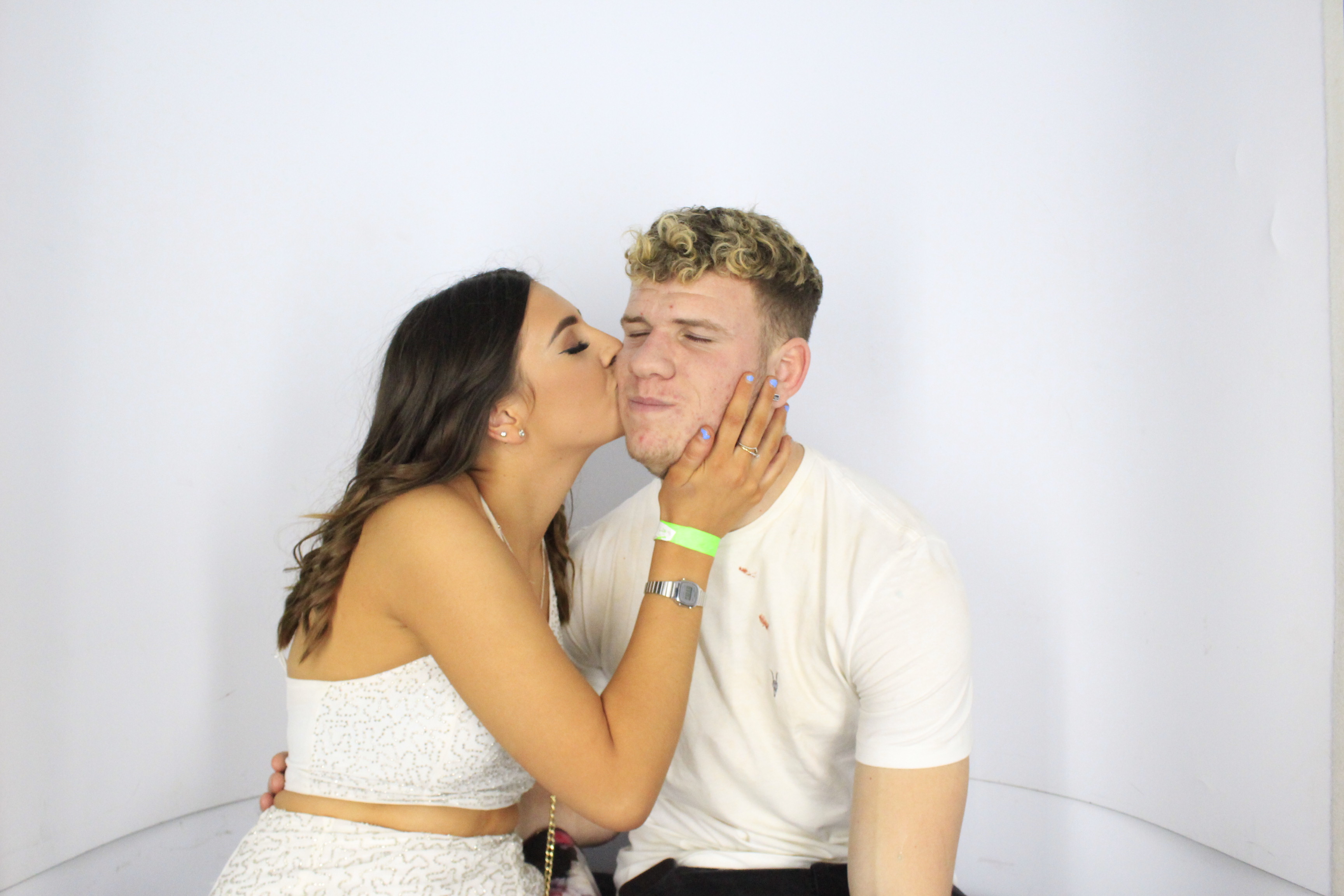 Issy & Alice's 18th Birthday Party | View more photos from the event at gallery.myphotoboothexperience.co.uk/u/MyPhotoBoothExperienceLtd/Issy-Alices-18th-Birthday-Party